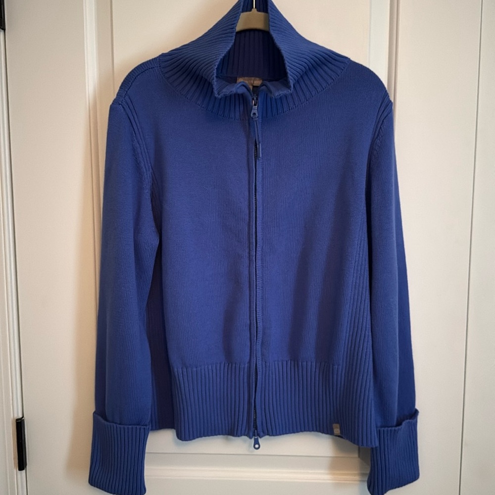 T by Talbots, blue two way zip sweater. Sz L